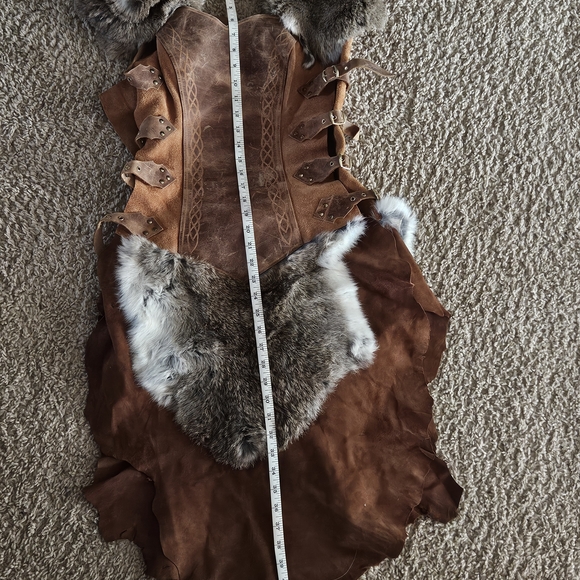 Deluxe Faux Fur Ankle/ Real Fur For All Other Parts Viking Costume Women - Picture 4 of 11